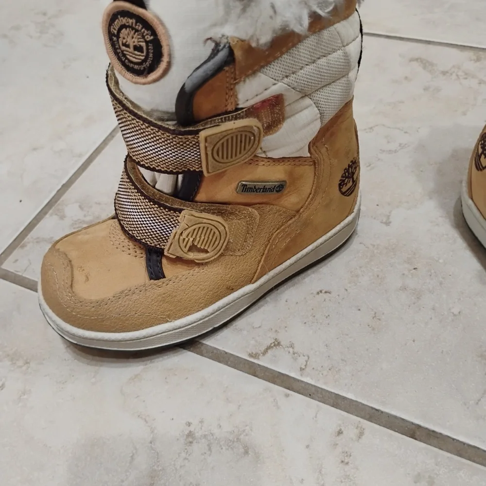 Timberland Kids Winter Boots with Faux Fur Lining Size 8